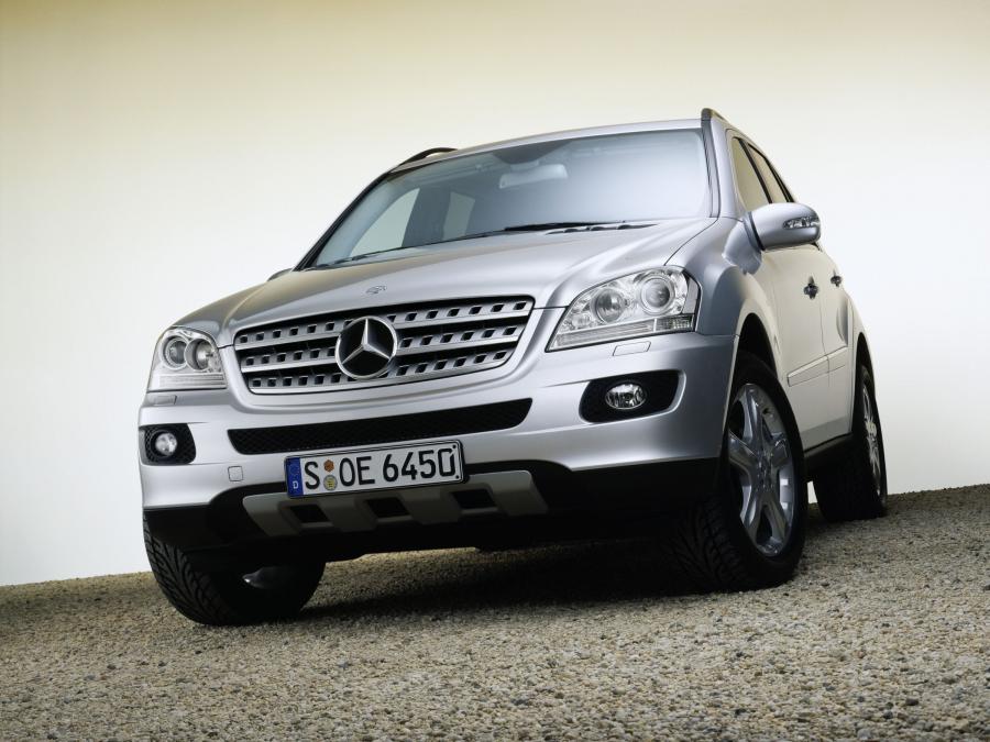  Mercedes-Benz ML-Class 2006 года  (фото 317 из 400)